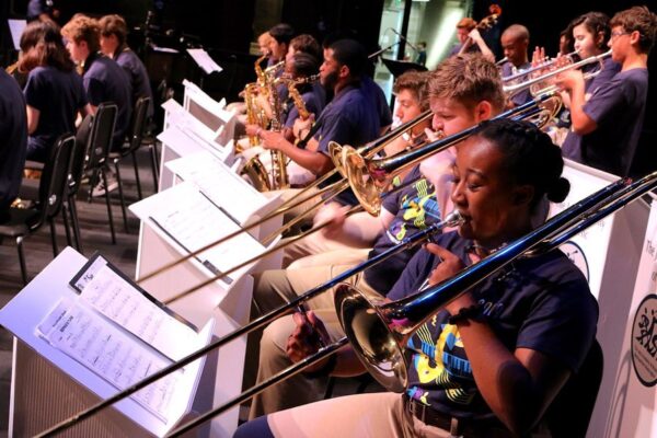 66445393_2406273819433774_2970565330859982848_n (1)