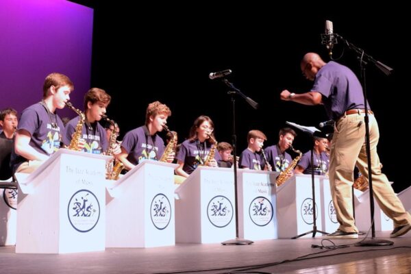 67166497_2406273759433780_3646640174487568384_n