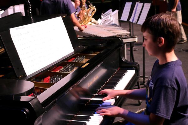 67415645_2406232022771287_5038447755802968064_n