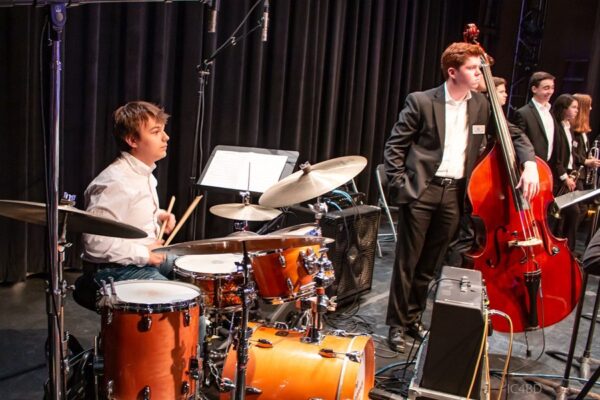 79435787_2721973991197087_1875601729853063168_n